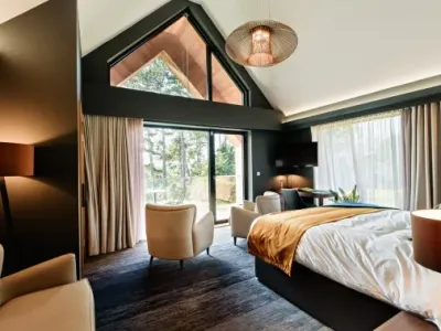 Delamere luxury bedroom