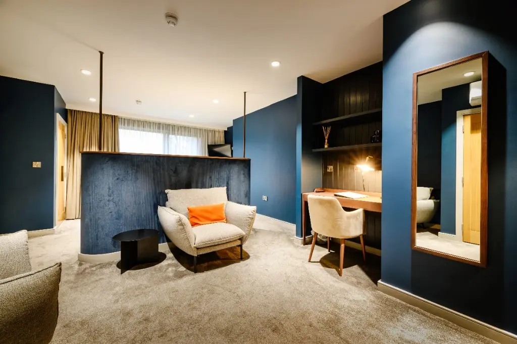 Delamere Deluxe Suite lounge area